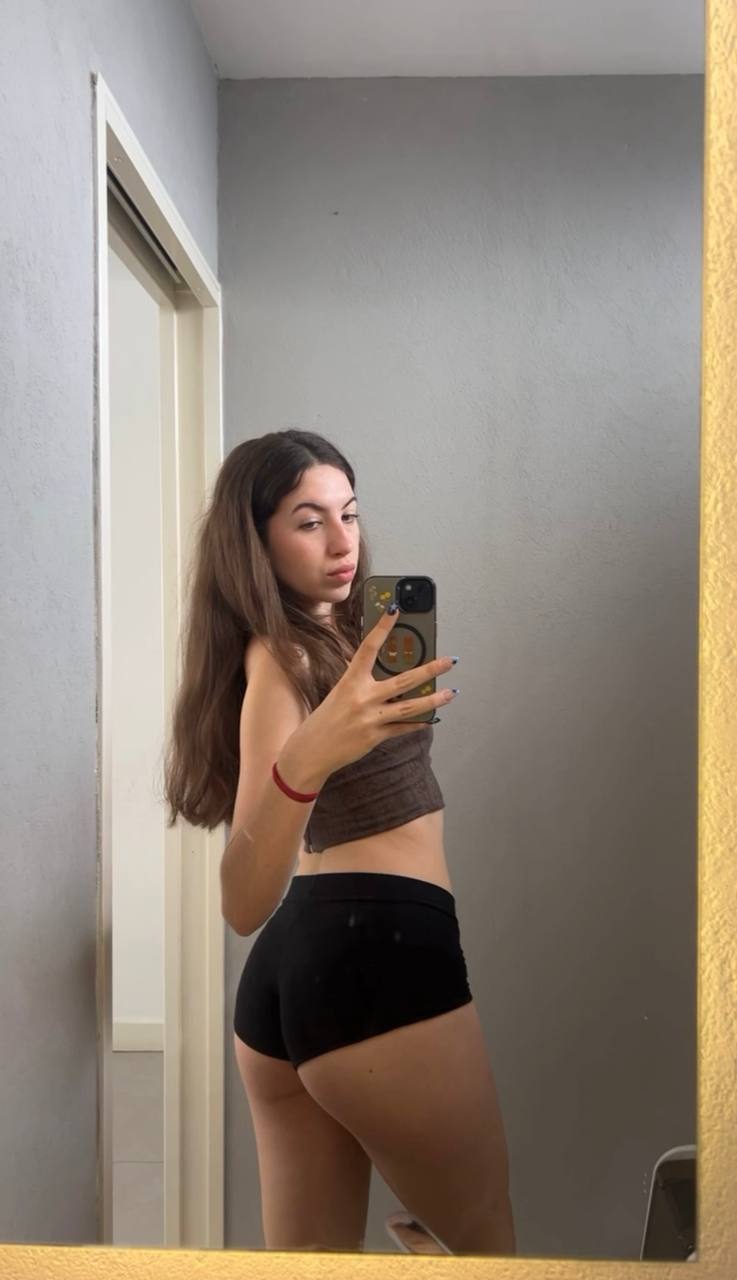 Amber in her underwear in Rajkot