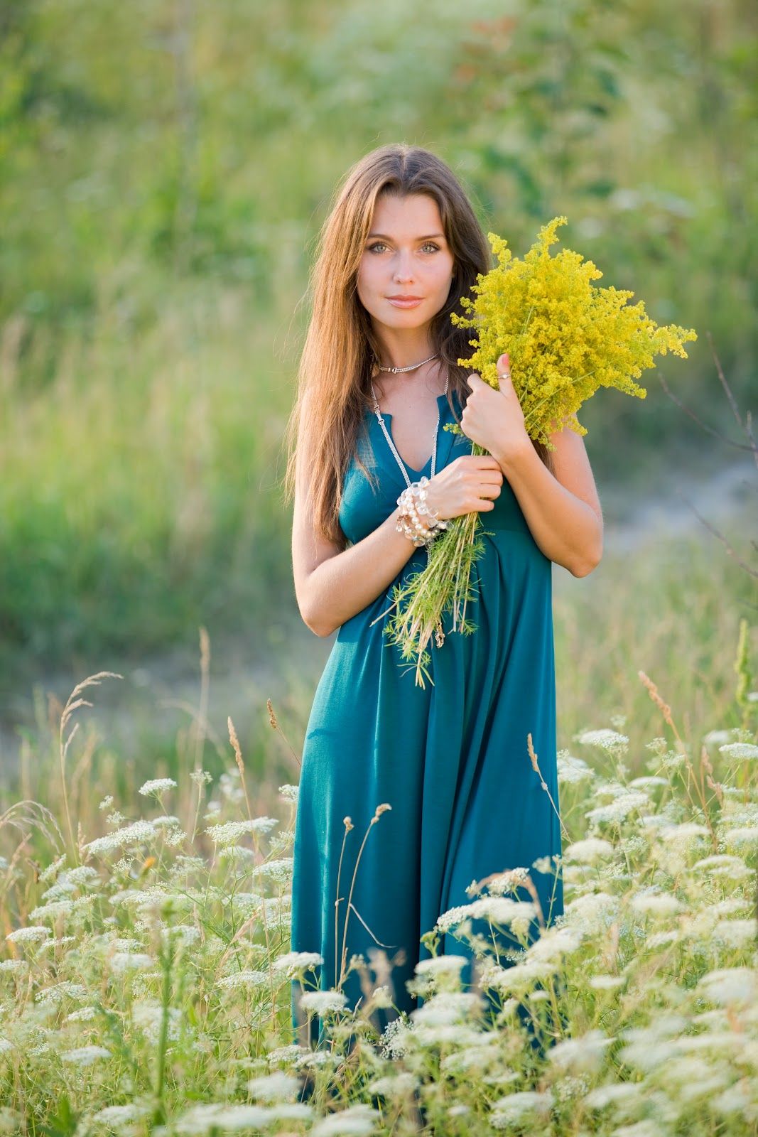 Slavic women in Rajkot