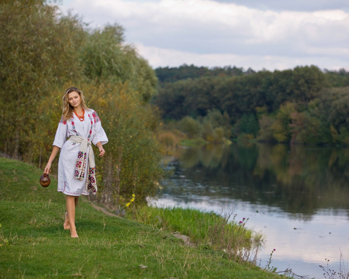 Nude girl Slavic women in Rajkot