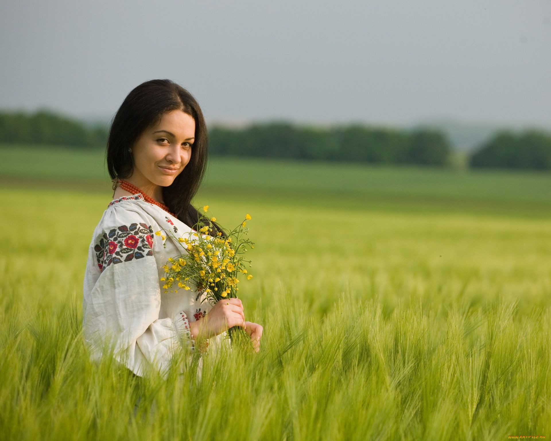Women in Slavic costumes in Rajkot